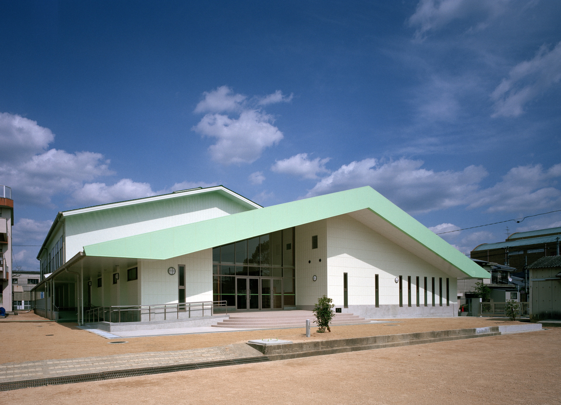佐波小学校 体育館（集成材）1