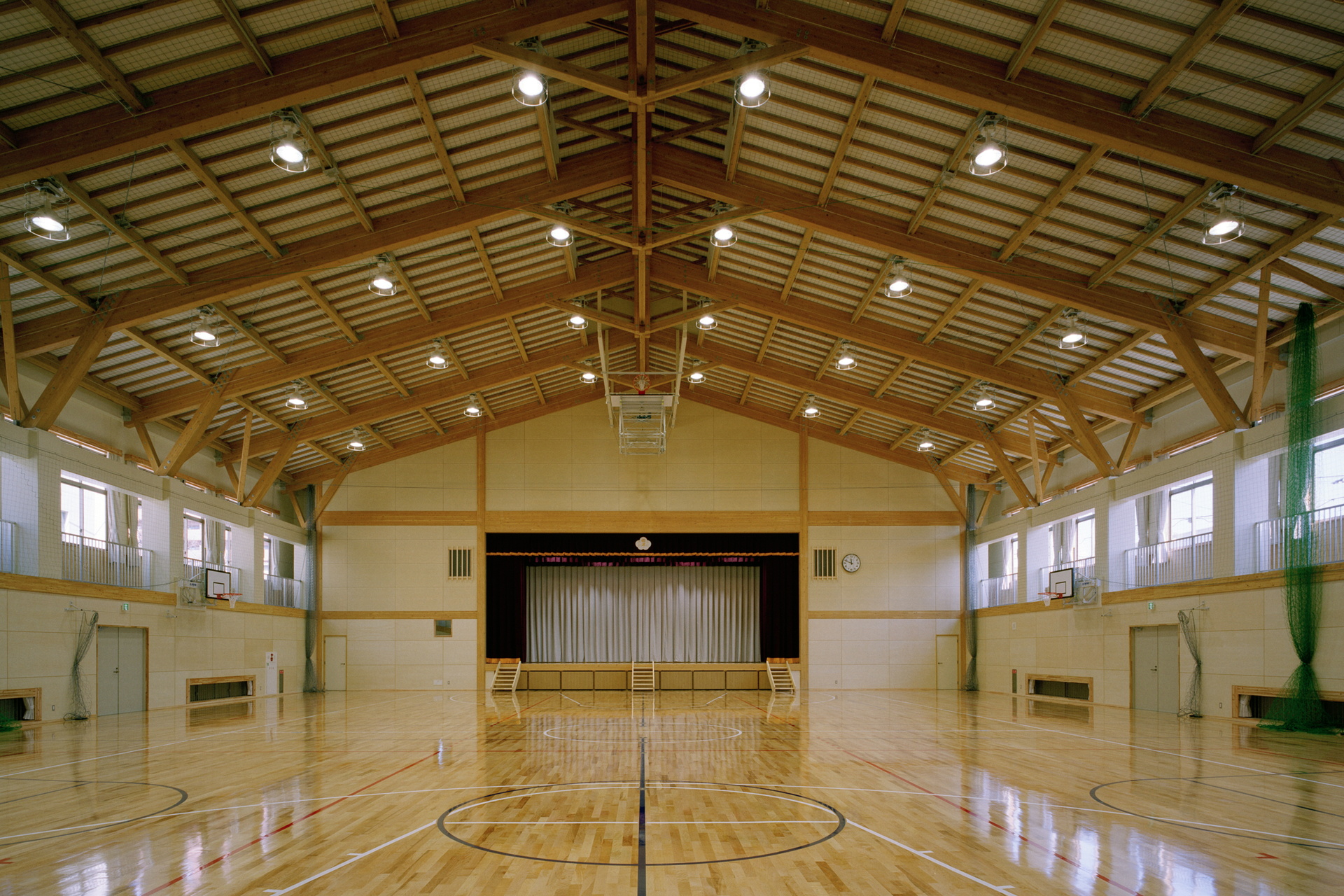 佐波小学校 体育館（集成材）4